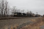 NS 1106 and 1102 with train 11V